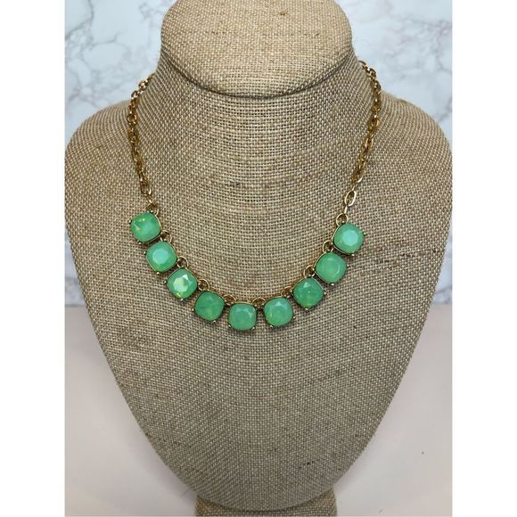 Express Statement Necklace Gold Tone Iridescent Green stones - Picture 1 of 4